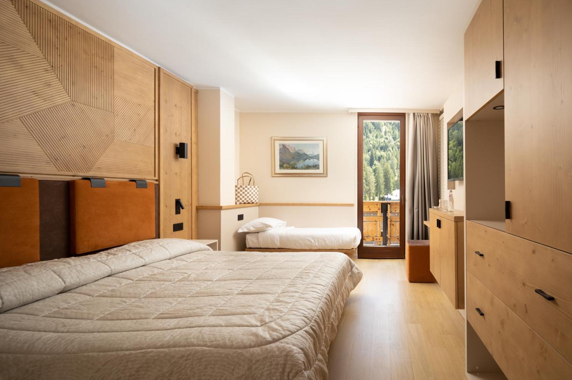 Hotel Splendid Мадона ди Кампильо Екстериор снимка