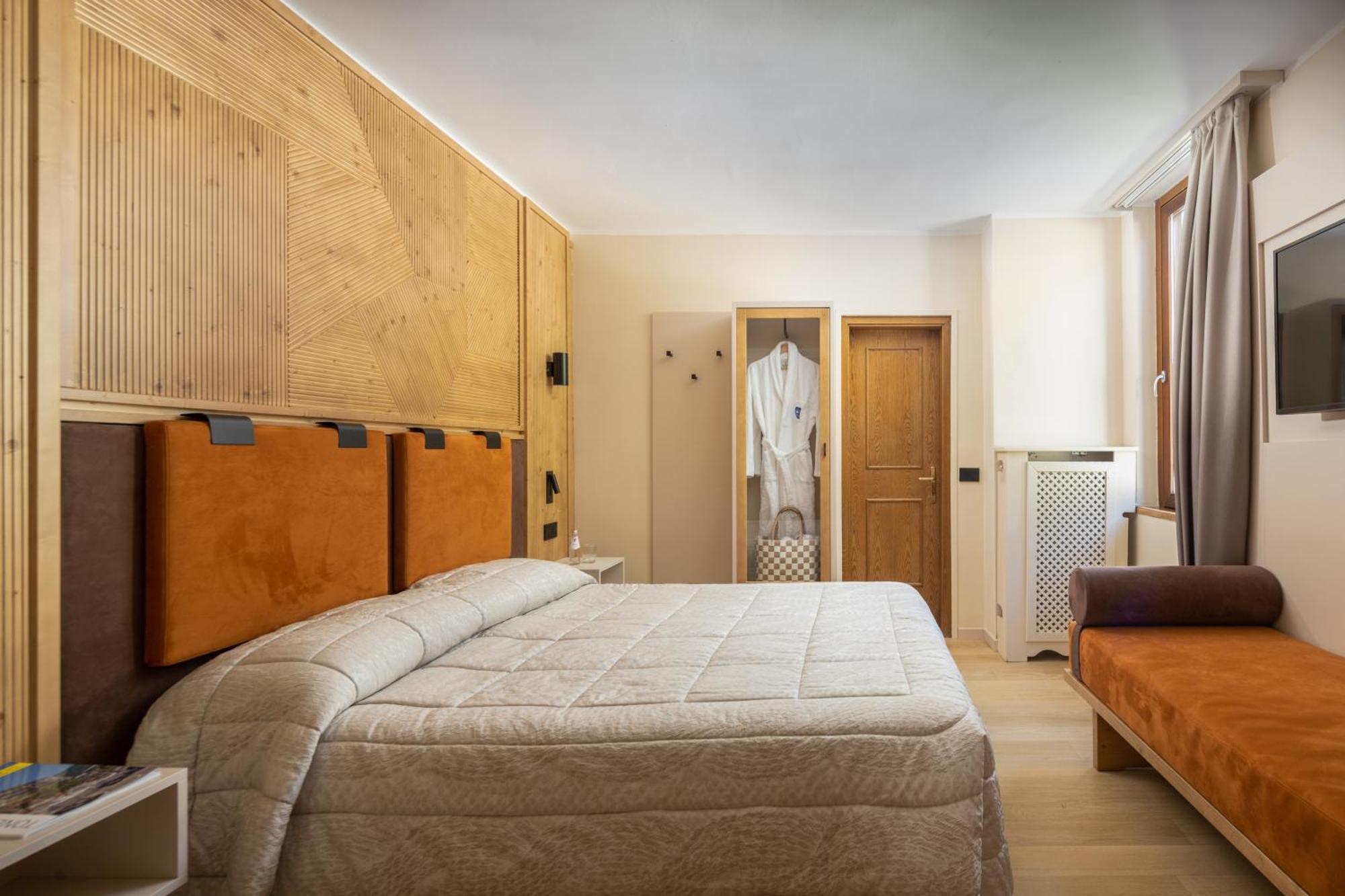 Hotel Splendid Мадона ди Кампильо Екстериор снимка