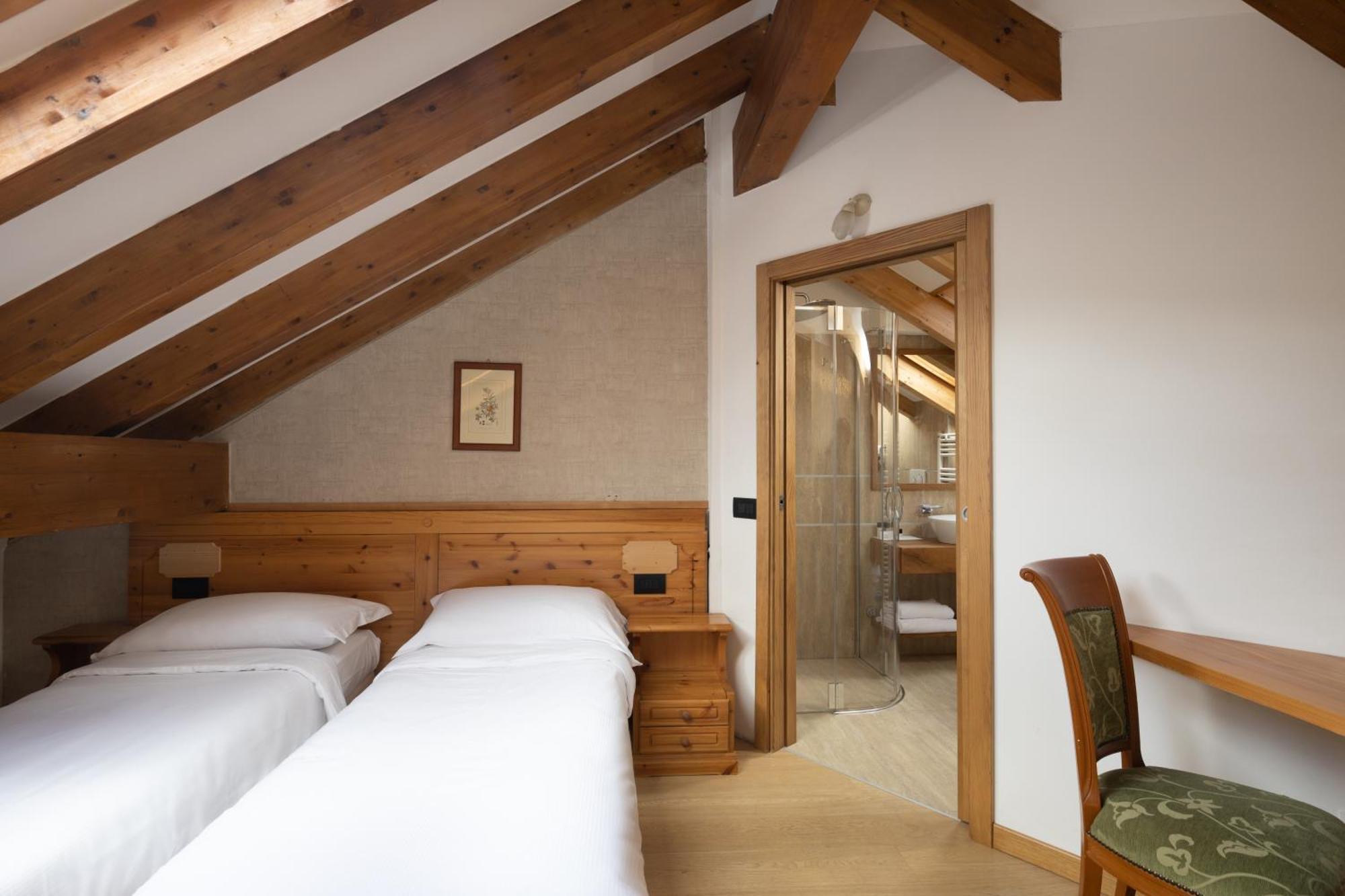 Hotel Splendid Мадона ди Кампильо Екстериор снимка