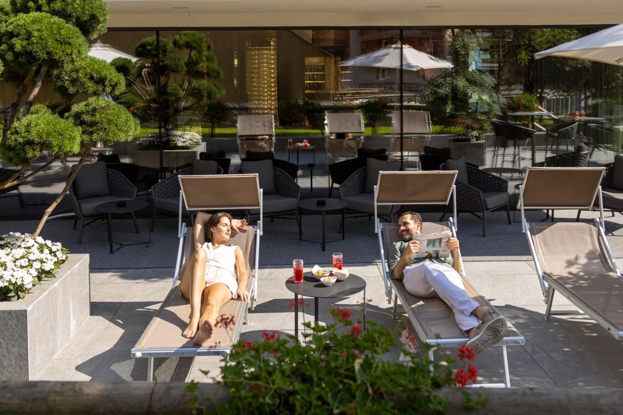 Hotel Splendid Мадона ди Кампильо Екстериор снимка