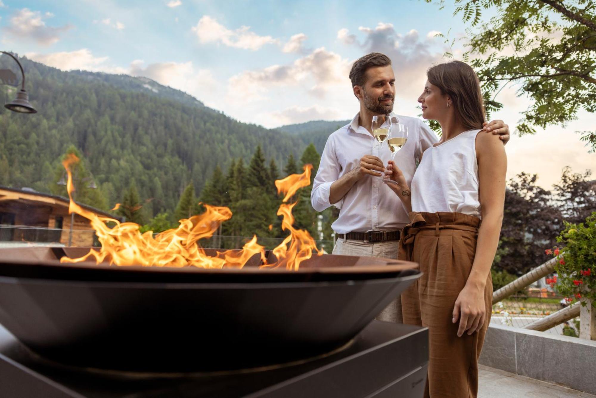 Hotel Splendid Мадона ди Кампильо Екстериор снимка